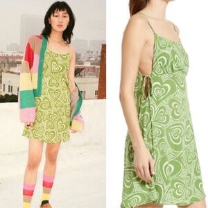 Lisa Says Gah Yolande Mini Dress in Wild Hearts Green Size M
